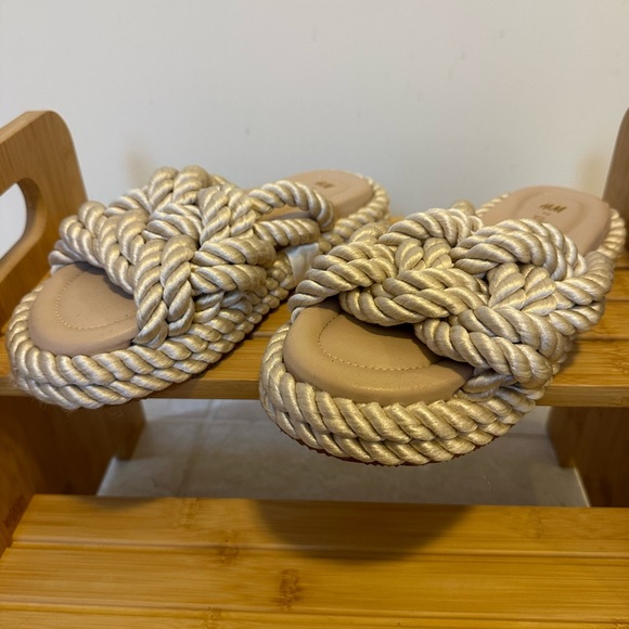 H&M sandals - Picture 2 of 6